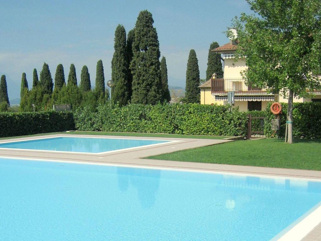 Belvilla By Oyo Enticing Holiday Home With Pool Lazise Kültér fotó